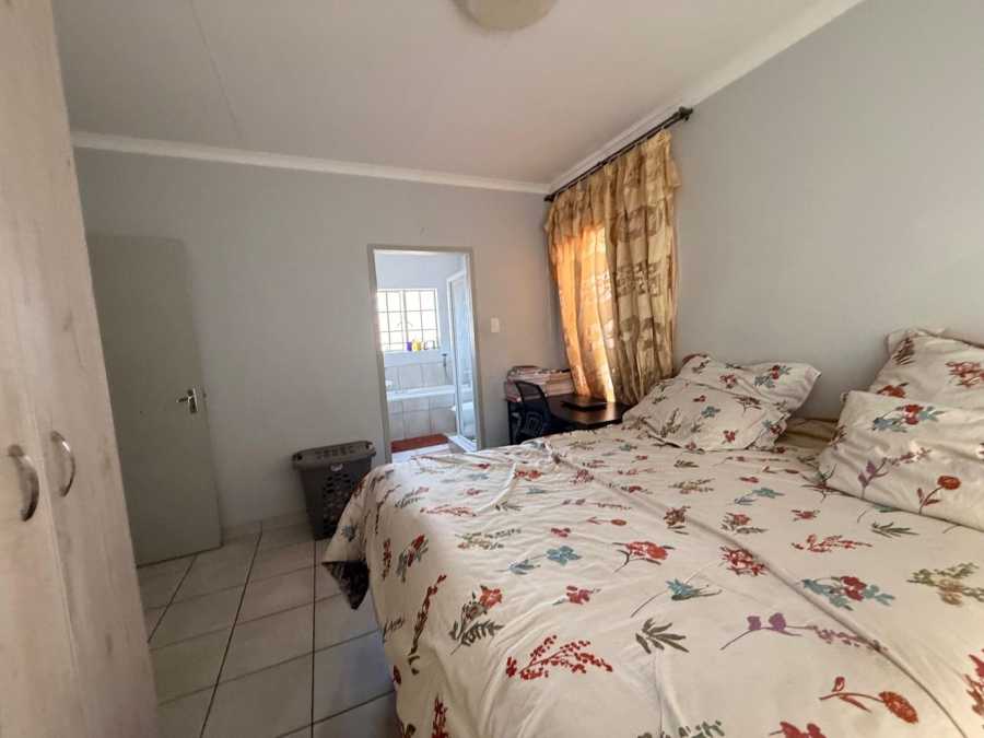 3 Bedroom Property for Sale in Waterkloof East North West